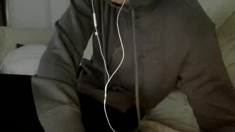 Snapshot of fernancanary chatting on January 17, 7:24 am fernancanary online show from January 17, 7:24 am