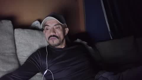 Snapshot of fernand89 chatting on December 14, 6:24 am fernand89 online show from December 14, 6:24 am