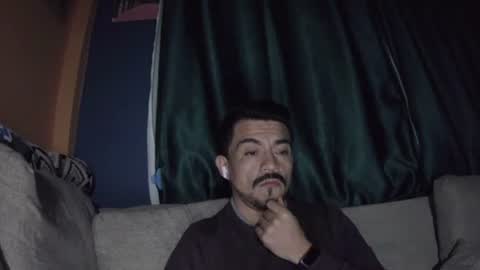 Snapshot of fernand89 chatting on January 13, 5:01 am fernand89 online show from January 13, 5:01 am