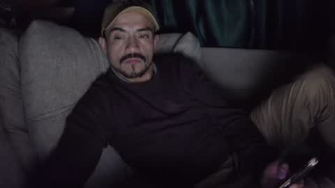 Snapshot of fernand89 chatting on January 14, 6:34 am fernand89 online show from January 14, 6:34 am