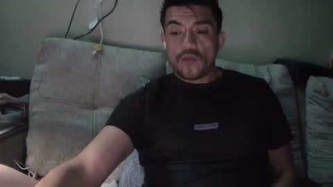 Snapshot of fernand89 chatting on February 22, 6:50 am fernand89 online show from February 22, 6:50 am