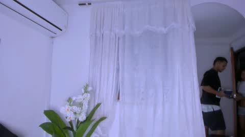 Snapshot of fernanda_brown01 chatting on November 9, 8:34 am Fernanda online show from November 9, 8:34 am