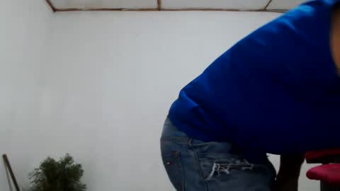 fernandez_latinblack online show from December 5, 11:07 pm