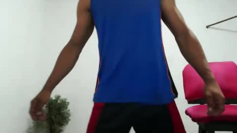 fernandez_latinblack online show from December 20, 5:25 am