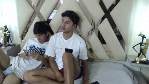 FER PHOENIX online show from January 12, 7:00 am