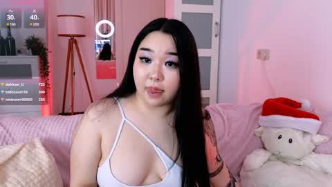 ferry_tail online show from December 25, 11:43 am