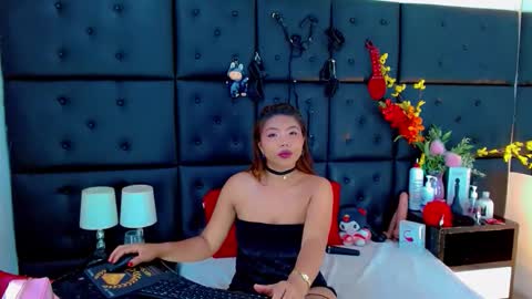 fetishgirla online show from April 3, 4:21 am