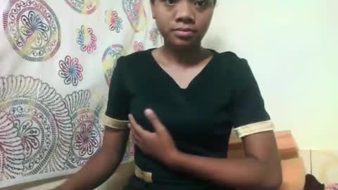 fetranialdy online show from May 15, 7:04 am
