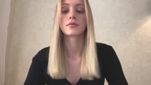 Lisa online show from November 29, 6:38 am