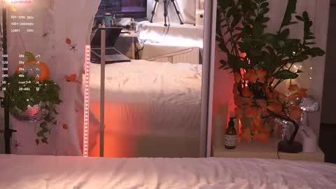 Snapshot of ffoxyflame chatting on October 30, 10:54 pm -- stay in touch with me online show from October 30, 10:54 pm