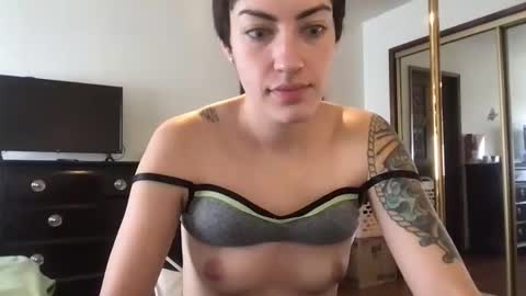 Snapshot of fgsammie chatting on October 3, 5:54 pm fgsammie online show from October 3, 5:54 pm