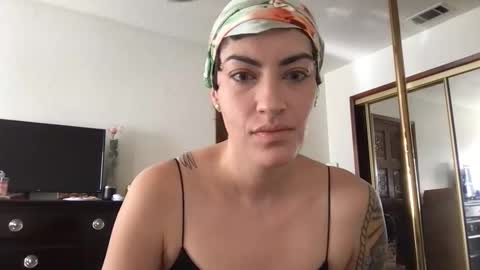 Snapshot of fgsammie chatting on October 15, 5:35 pm fgsammie online show from October 15, 5:35 pm