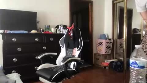 Snapshot of fgsammie chatting on November 1, 5:48 pm fgsammie online show from November 1, 5:48 pm