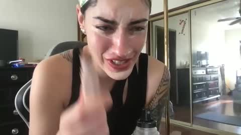 Snapshot of fgsammie chatting on December 5, 6:15 pm fgsammie online show from December 5, 6:15 pm