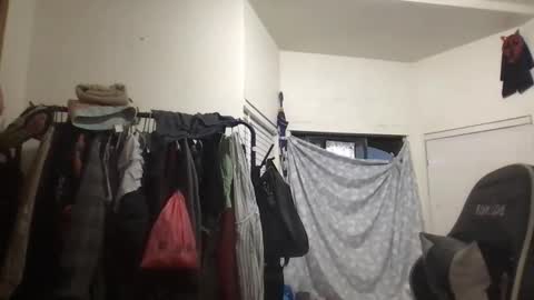 fgsammie online show from April 15, 2:51 am