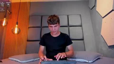FHILIP  online show from June 27, 5:18 pm