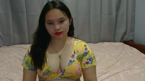 fhwilloughbyxx online show from April 10, 5:56 am