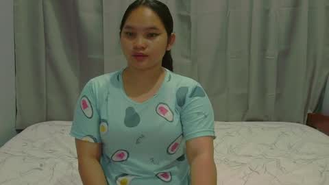 fhwilloughbyxx online show from April 11, 11:20 pm