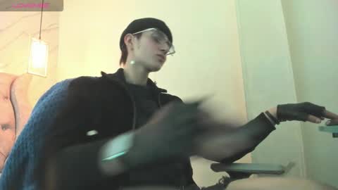   online show from February 21, 7:26 pm