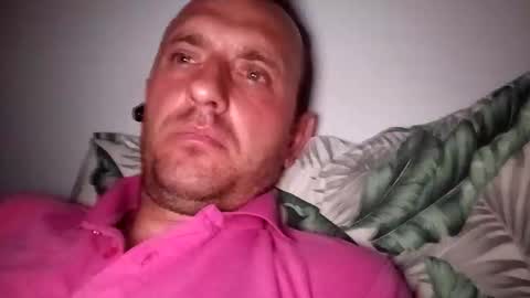 Snapshot of figonik chatting on November 2, 8:22 pm Nick online show from November 2, 8:22 pm