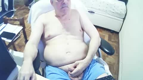 Snapshot of filhober chatting on February 10, 9:36 pm filhober online show from February 10, 9:36 pm