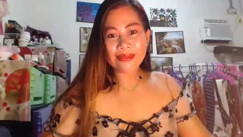 Snapshot of filipina_beauty69 chatting on September 13, 8:30 pm filipina beauty. online show from September 13, 8:30 pm