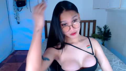sweet online show from February 7, 9:47 am
