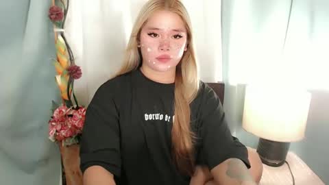 Snapshot of filipina_slutty69xxx chatting on December 2, 8:19 am Angela DONT FORGET TO FOLLOW AND GIVE ME APPRECIATION online show from December 2, 8:19 am