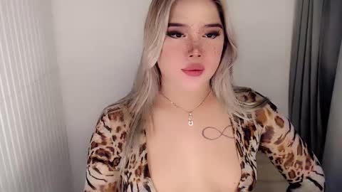 Snapshot of filipina_slutty69xxx chatting on November 9, 3:38 am Angela DONT FORGET TO FOLLOW AND GIVE ME APPRECIATION online show from November 9, 3:38 am