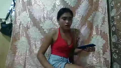 filipinagirl_18 online show from April 4, 9:40 am