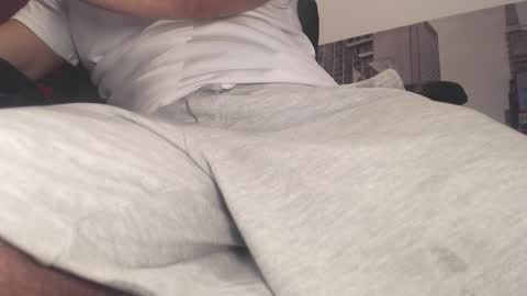 Snapshot of filouxx70 chatting on October 24, 10:17 pm filouxx70 online show from October 24, 10:17 pm