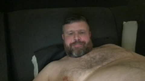 fin bear dom online show from April 22, 10:00 pm