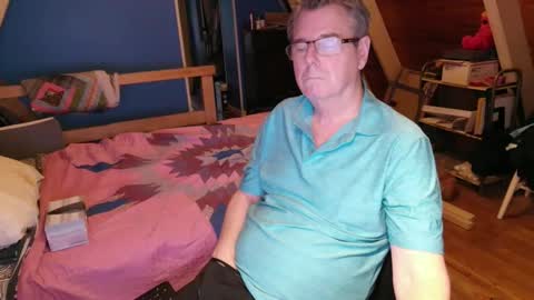 finderfiner online show from May 30, 12:02 pm