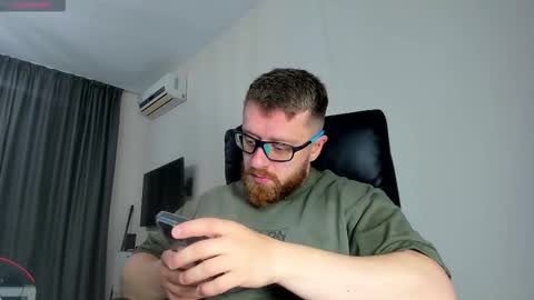 FindomGuyXXX online show from March 20, 11:04 am