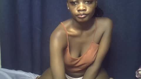 fine_ass24 online show from April 5, 10:40 pm