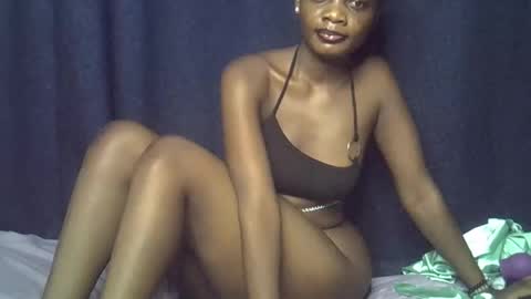 fine_ass24 online show from April 9, 6:24 pm