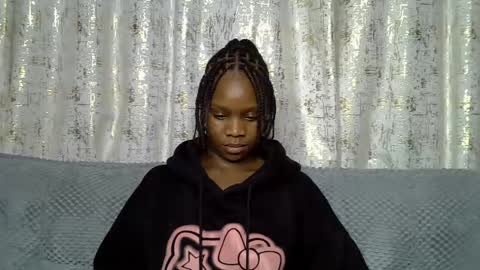 Snapshot of fine_queen12 chatting on June 30, 8:15 am fine_queen12 online show from June 30, 8:15 am