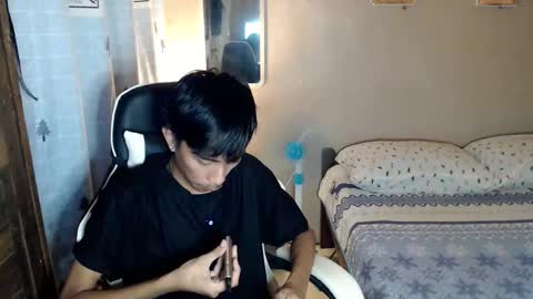 fineboii_rey18 online show from November 17, 7:14 am