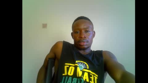 Snapshot of fineebony chatting on June 16, 6:49 am HOT AND SWEET online show from June 16, 6:49 am