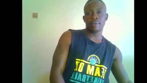 Snapshot of fineebony chatting on June 19, 7:56 am HOT AND SWEET online show from June 19, 7:56 am