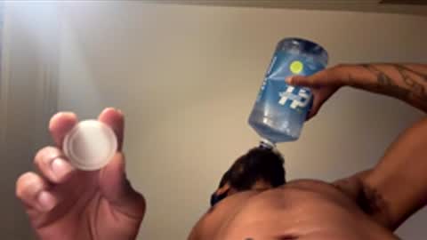 Snapshot of finessegod26 chatting on November 25, 3:06 am finessegod26 online show from November 25, 3:06 am