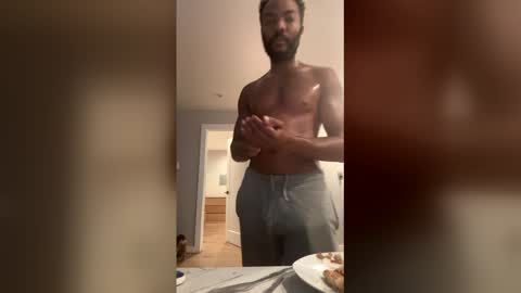 Snapshot of finessegod26 chatting on December 5, 3:09 pm finessegod26 online show from December 5, 3:09 pm