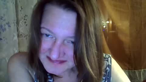 Snapshot of finika_say chatting on October 23, 1:27 am finika_say online show from October 23, 1:27 am