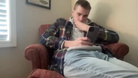 Snapshot of finnabun33 chatting on December 4, 7:23 pm Jake I am Bicurious online show from December 4, 7:23 pm