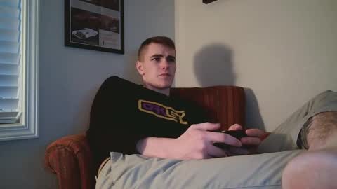 Snapshot of finnabun33 chatting on February 17, 11:20 pm Jake I am Bicurious online show from February 17, 11:20 pm