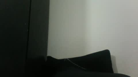 finnky1 online show from December 23, 9:49 am