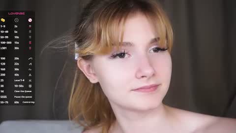 Snapshot of fionawhynot chatting on July 14, 2:05 am Emily online show from July 14, 2:05 am