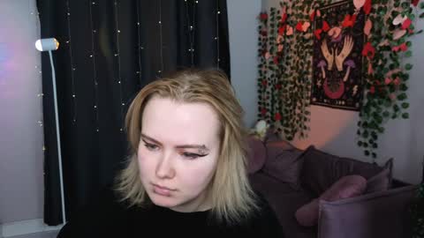 Fiona online show from April 1, 10:40 pm