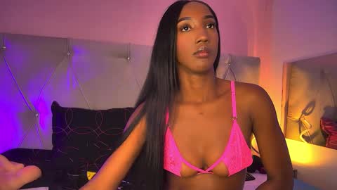 Snapshot of fiorelalenin chatting on September 9, 6:07 pm Fiorela Lenin online show from September 9, 6:07 pm