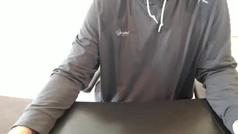 USAUSA online show from March 17, 1:58 pm